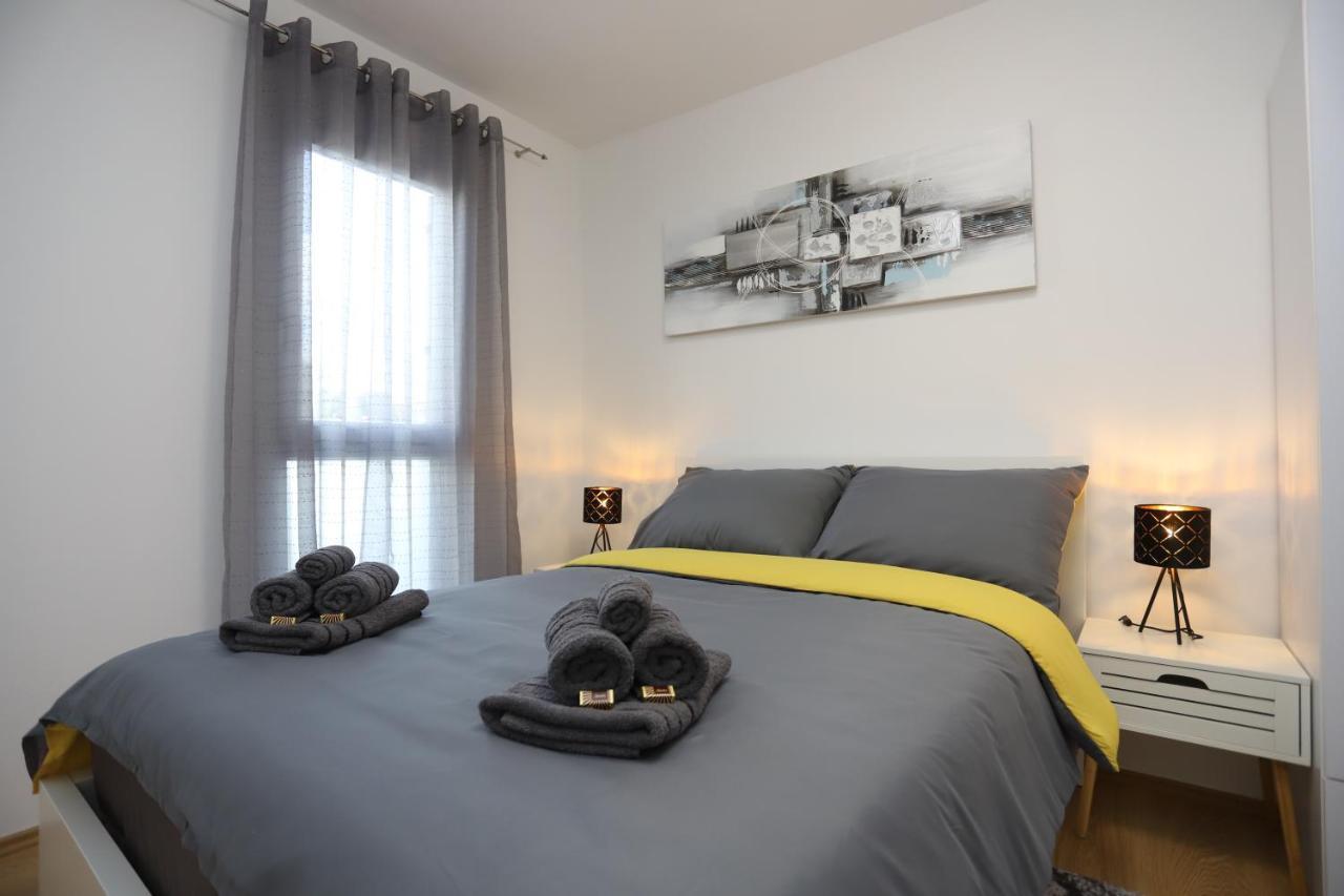 Apartman Perla Deluxe Poreč Exterior foto